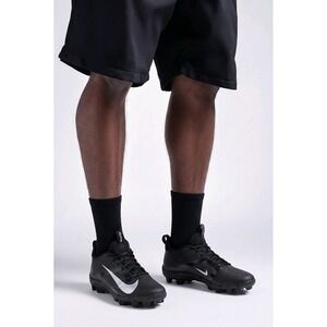 Nike FQ3875-001 Alpha Menace 4 Shark‎ Men's 13 Football Cleats Black & White
